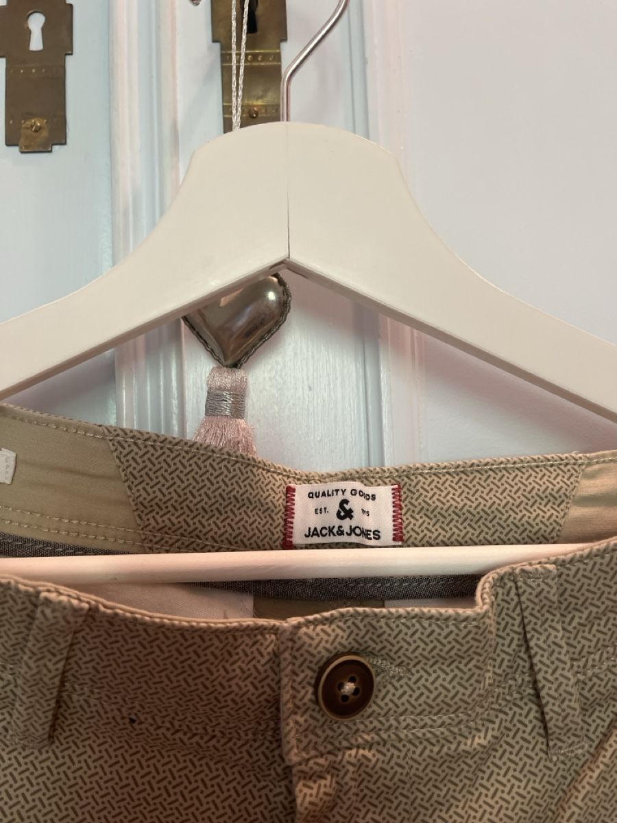 Jack & Jones Hosen: Jack & Jones Shorts Grösse M – Gebraucht aus Fischenthal von luc_82dg 1