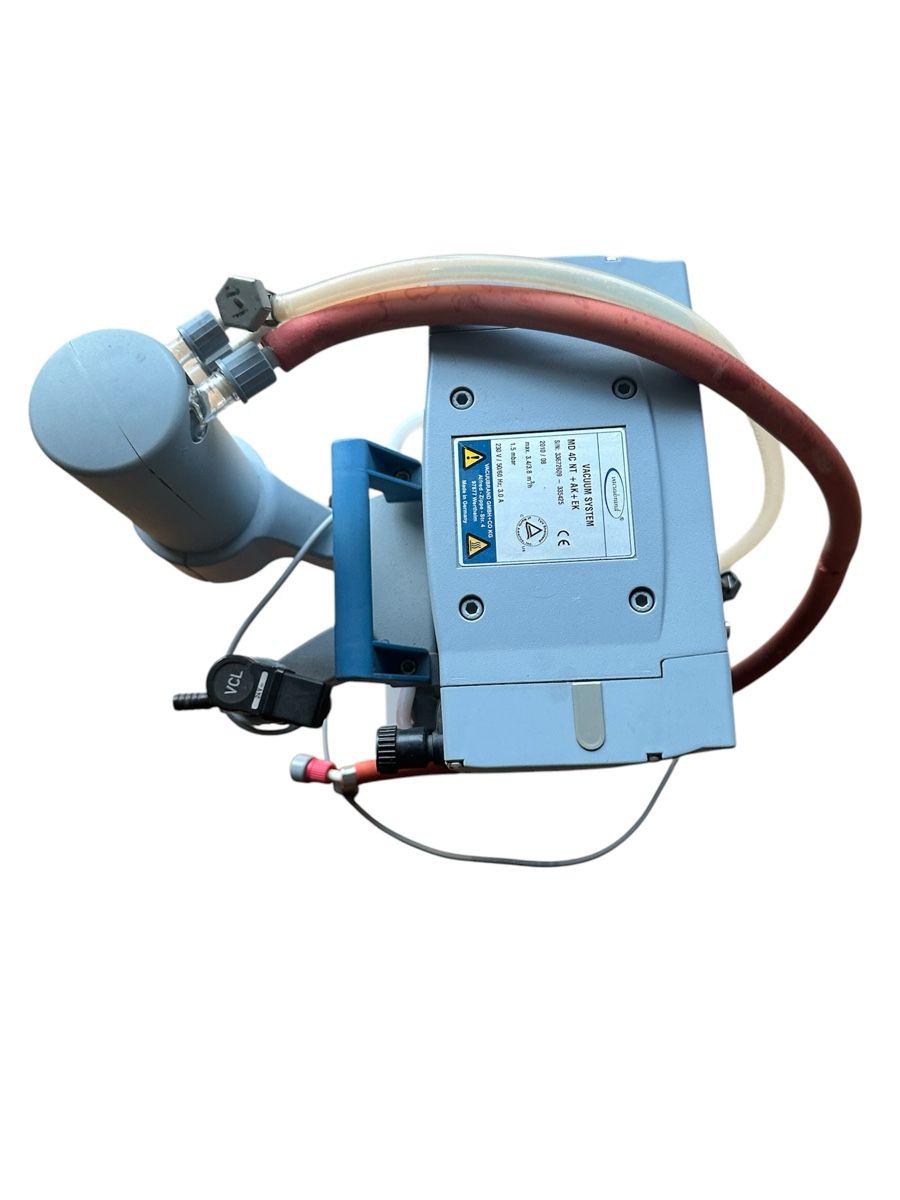 Compressori: MD 4C NT +AK+EK Chemistry vacuum system – Usato da Basel venduto da MaschinenSchweiz 3