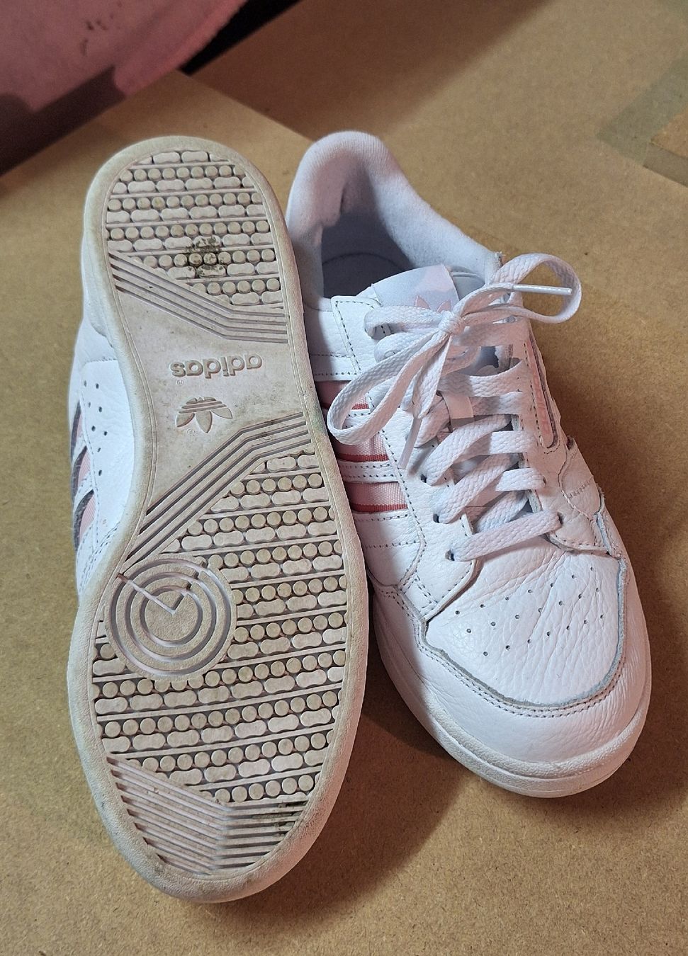 Adidas Scarpe da donna: Adidas Continental 80 – Usato da Zizers venduto da Melvi 1