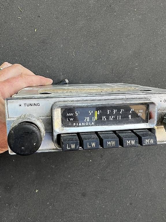 Radio: Autoradio Pianola vintage  – Usato da Grand-Lancy venduto da Limane