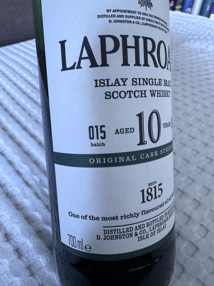 Laphroaig Bevande alcoliche: Laphroaig 10 Jahre Cask Strength Batch 015 70cl – Usato da Hergiswil NW venduto da wert721 2