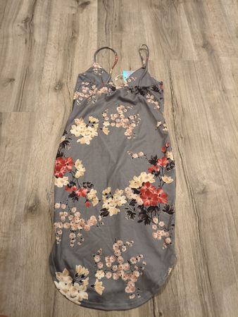 Vestito donna Missguided motivo floreale nuovo con etichetta