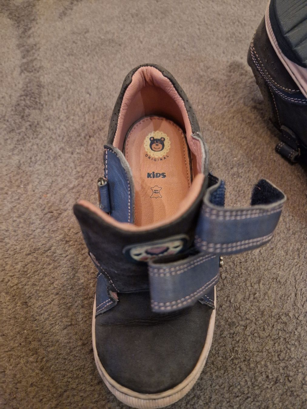 Scarpe da uomo: Gut erhaltene Kinder Halbschuhe Gr.28 – Usato da Kaisten venduto da Amore_Rio 2