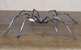 Deko-Spinne aus Eisen CH Handarbeit