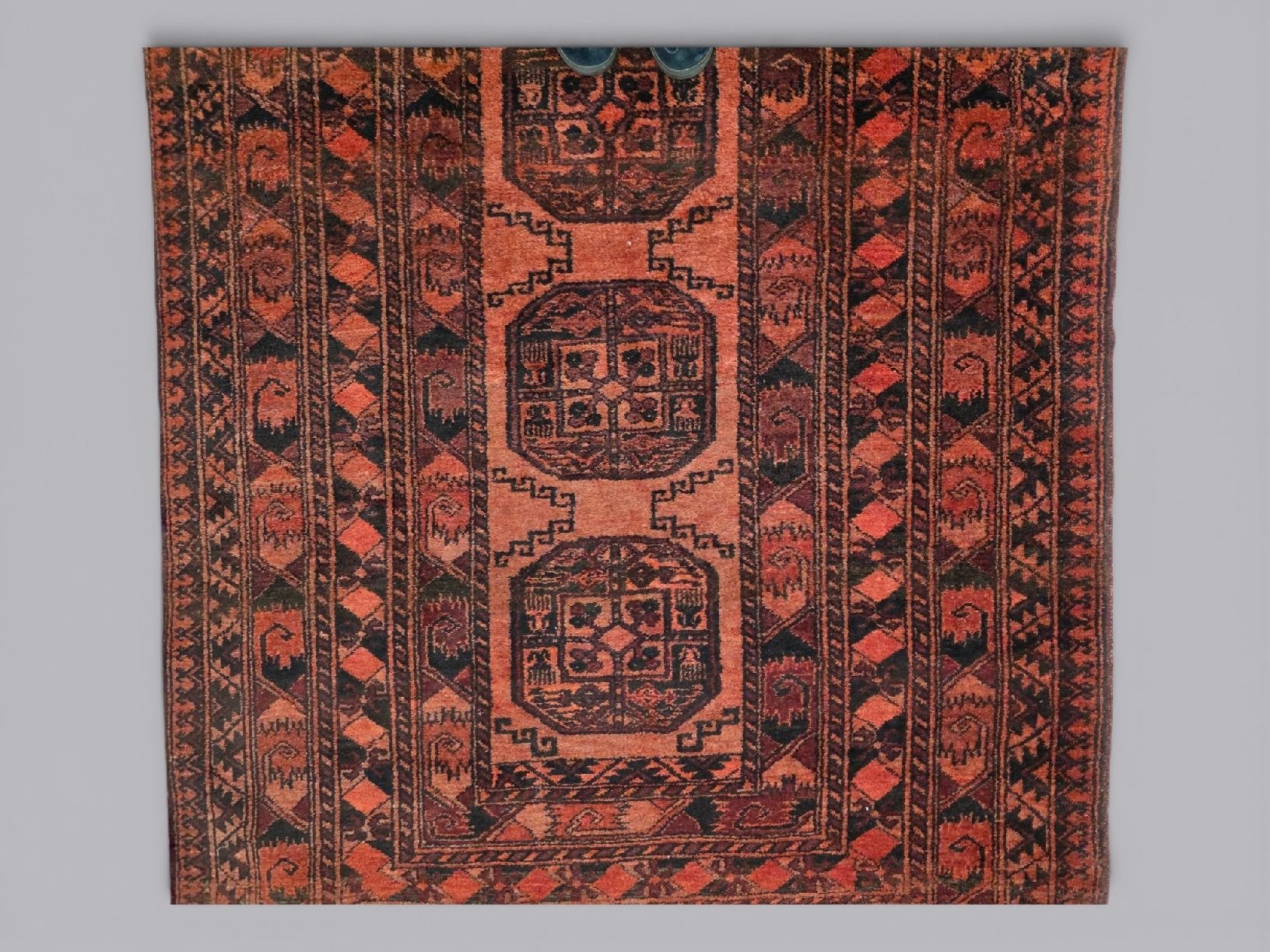 Tappeti: Handgemachter Orientteppich rot-schwarz 198x141cm – Usato da Rieden AG venduto da RuvensBrocki 3