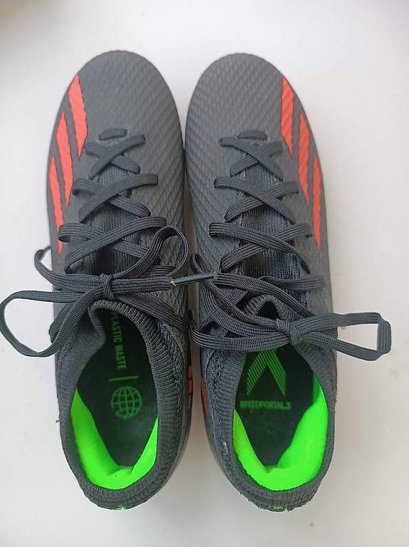 Scarpe da uomo: Fussballschuhe, Gr. 39.5 – Usato da Brugg AG venduto da ger_8sbj 1
