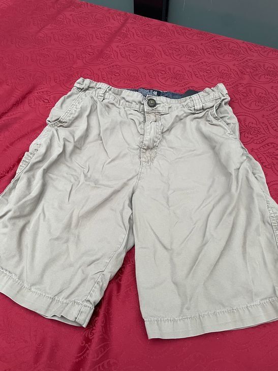 Pantaloni: Junge Shorts Hose 158 beige – Usato da Bergdietikon venduto da antovale