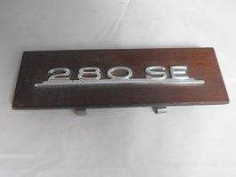 Mercedes 280 SE Radioschachtabdeckung