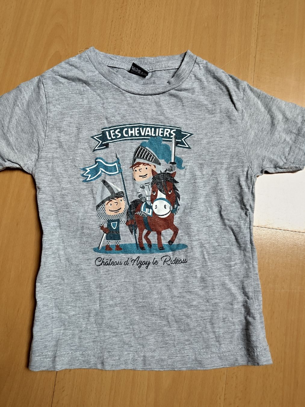 Lotti & Set di vestiti: 7 Kinder Oberteile grösse 92 – Usato da Wiesendangen venduto da sil_j598 4