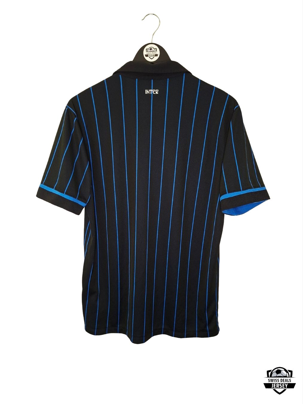 Football Club Internazionale Milano Canottiere & Pantaloni: Original Inter Milan 2014-15 Home Trikot – Usato da St-Léonard venduto da SwissDealsJersey 1