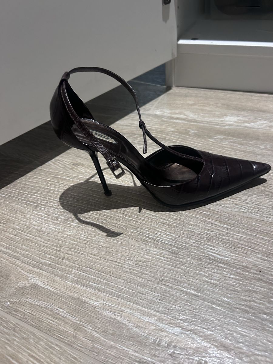 Chaussures femmes: La Silla stilettos size 38 good condition  – D'occasion à Veyrier par aliyag 1