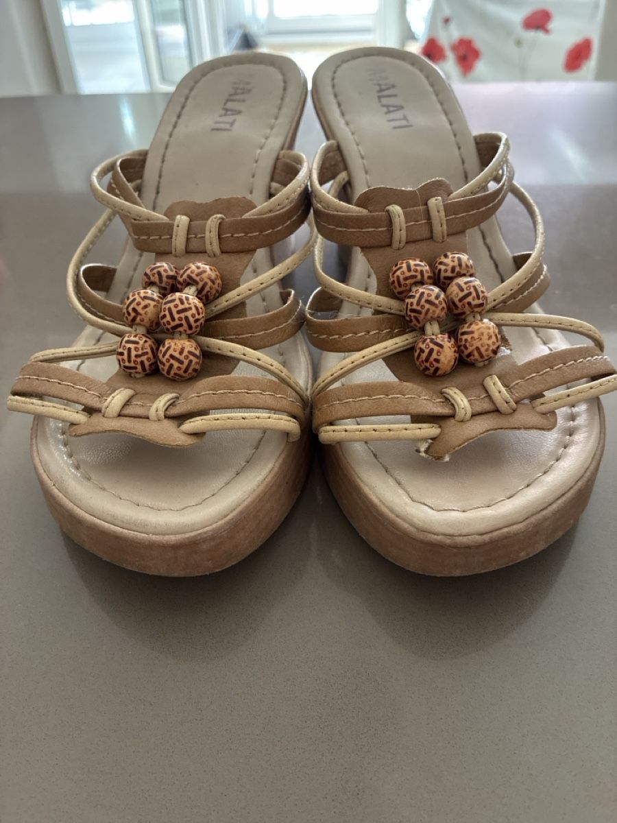 Scarpe da donna: Malati compensées beige bon état pointure 40 – Usato da Villars-sur-Glâne venduto da Raemy_and_Co 2