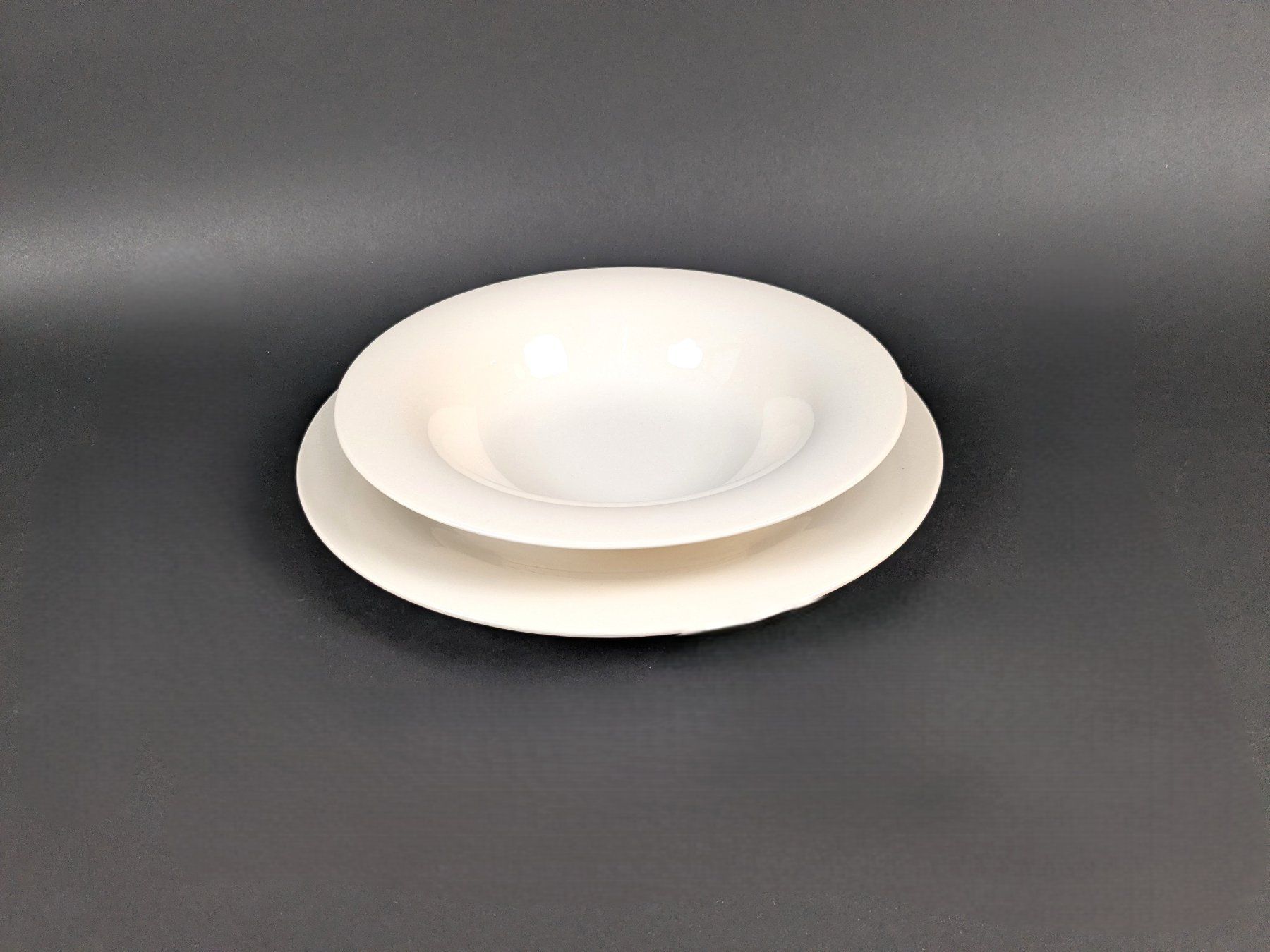 Villeroy & Boch Geschirrsets: ESSENTIAL TELLER-SET Like. by Villeroy & Boch – Gebraucht aus Dintikon von Restwert_Dintikon 1