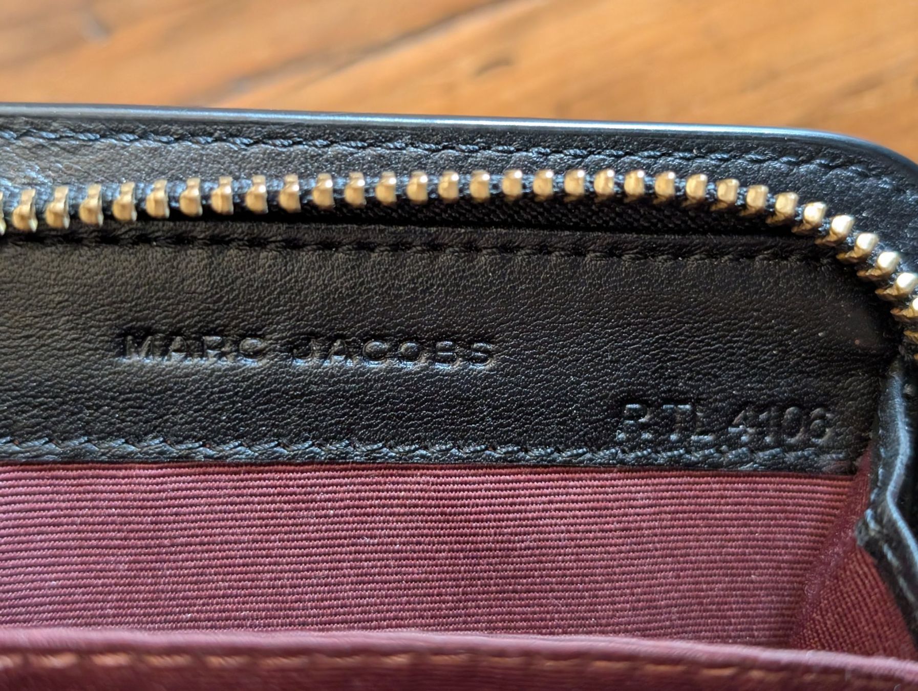 Marc Jacobs Portemonnaies: MARC JACOBS porte-monnaie noir – D'occasion à Cheseaux-Lausanne par loscaptos 3