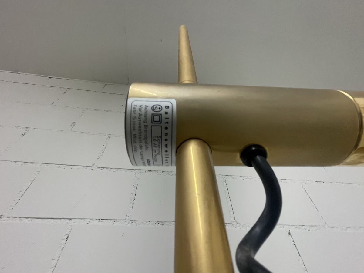 Baltensweiler Lampade: Baltensweiler Halo Lampe – Usato da Hünenberg See venduto da DND5 5
