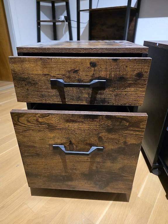 Eléments de bureau: 2x Vasagle Rollcontainer mit 2 Schubladen  – D'occasion à Schaffhausen par dan_h6hm 2
