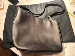 Versace asymmetrische schwarze Ledertasche Schultertasche Ha
