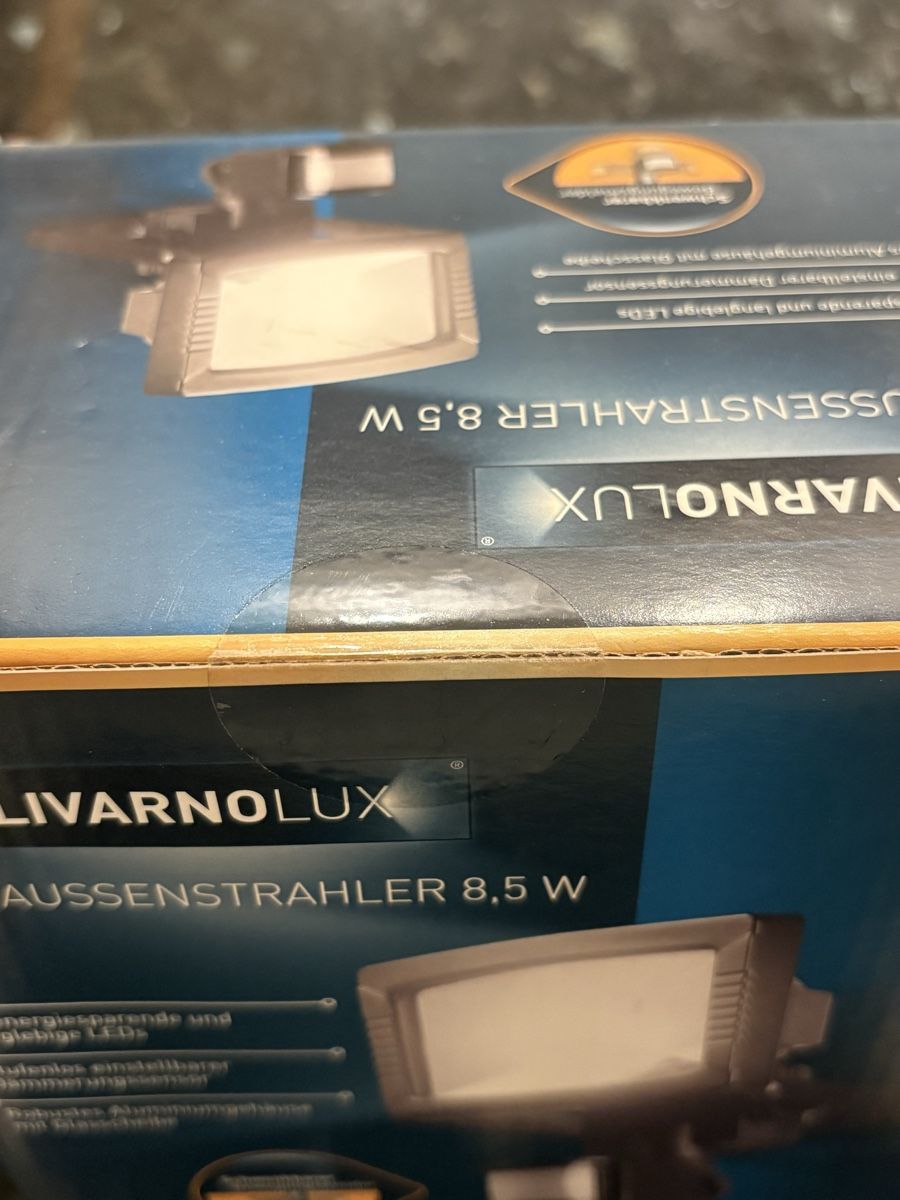 Lampade: LED Aussenstrahler 8.5W mit Bewegungsmelder – Nuovo e nell'imballaggio originale da Meilen venduto da mogli_luna 3