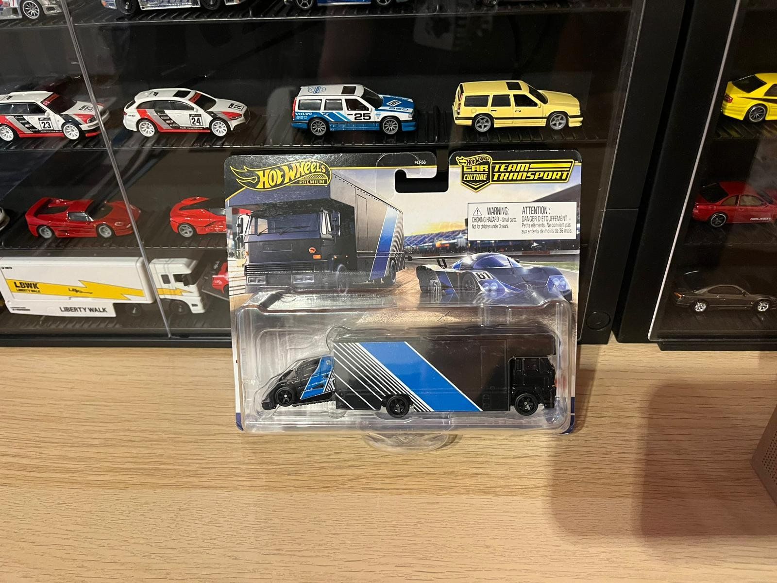 Hot Wheels Modellautos: Hotwheels Premium Team Transport Sauber C9 – Gebraucht aus Treyvaux von nil_jy5p