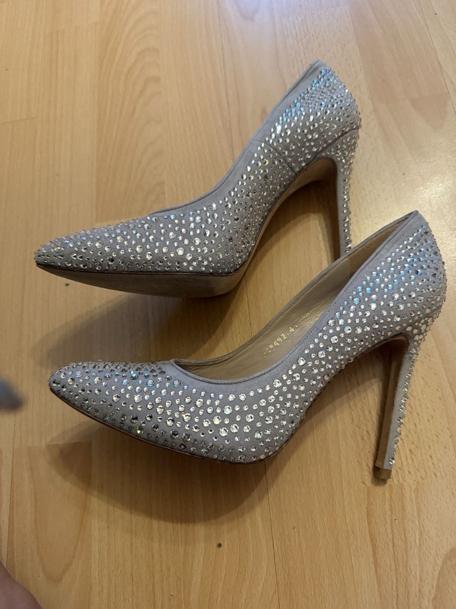 Scarpe da donna: Pasito High Heels mit Steinen grau Grösse 41 – Usato da Zürich venduto da Supron01 1