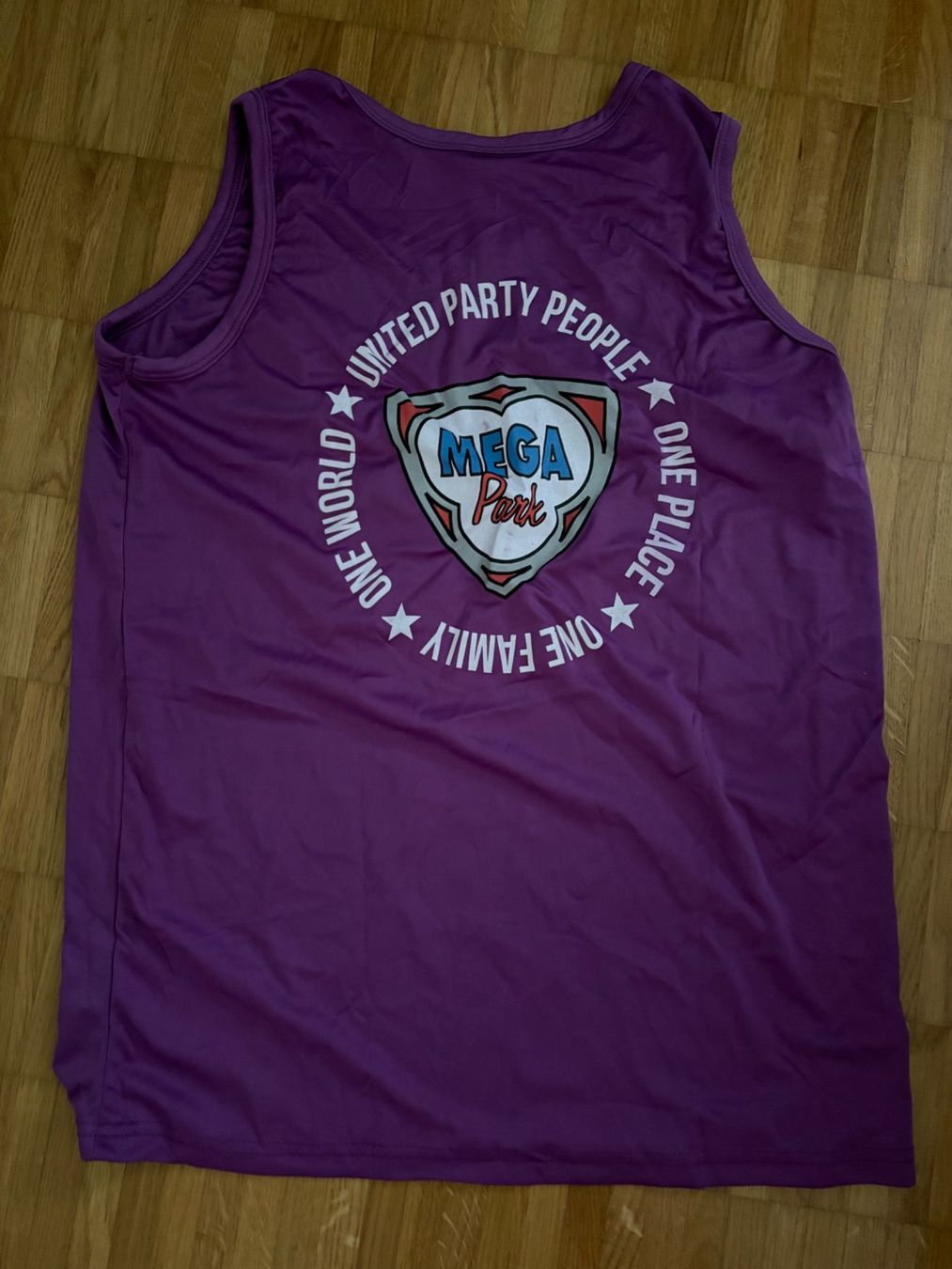 Top: Megapark Tank Top, Grösse L – Nuovo (secondo la descrizione) da Winterthur venduto da Sunshine143 1