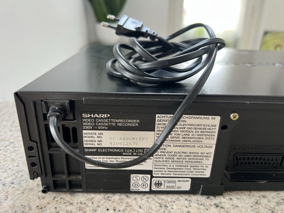 Sharp Registratori: Sharp Videorecorder VC-A49GM - Retro Feeling! Top Zustand! – Usato da Schongau venduto da Retro_Shop 4