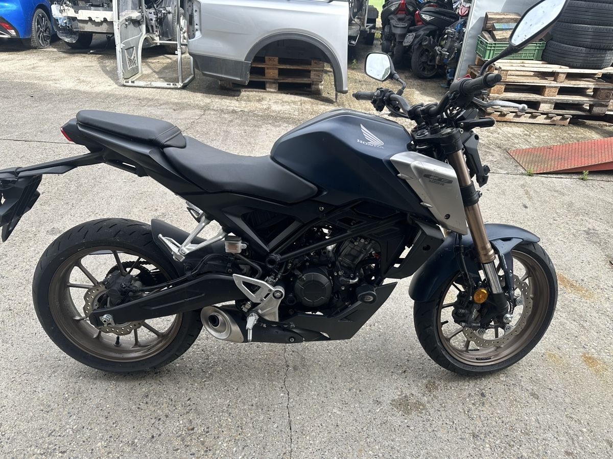 Honda Strada: Honda CB – Difettoso da Treycovagnes venduto da Campingcar65 2