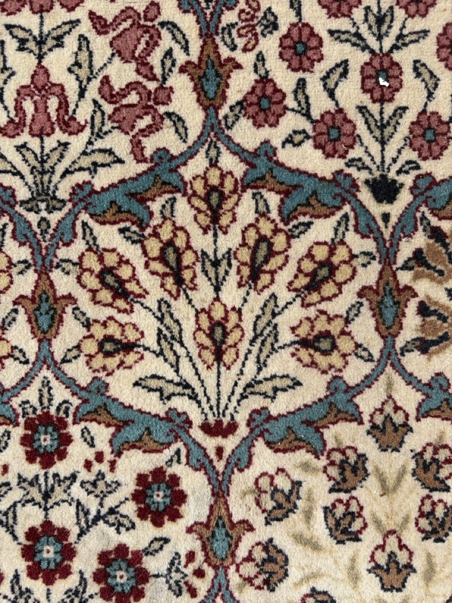 Teppiche: Hereke Teppich – Gebraucht aus Wängi von Tesimo 5