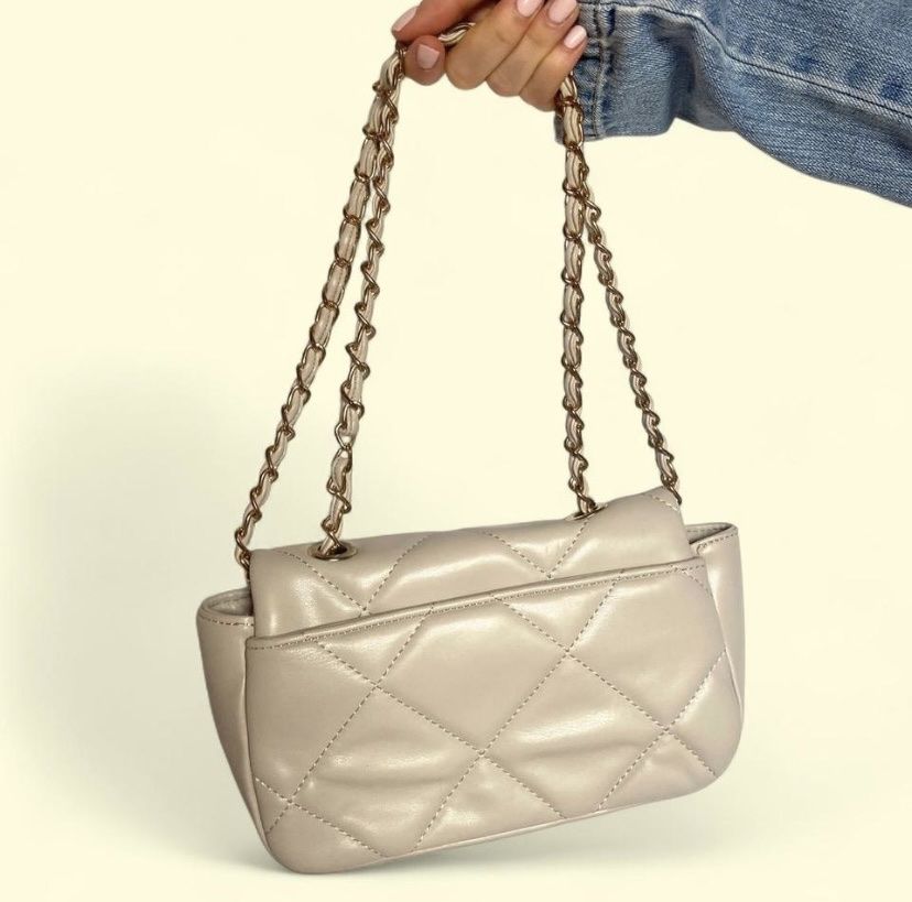 Pieces Borse da donna: Sac à main PIECES beige matelassé – Usato da Mont-sur-Lausanne venduto da lau_2775 2