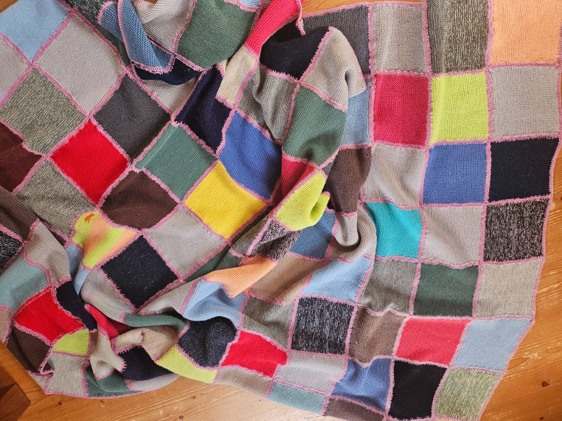Coperte: Wunderschöne, riesengrosse Wolldecke, Blätzlidecki – Usato da Rifferswil venduto da fle_5nqr 1