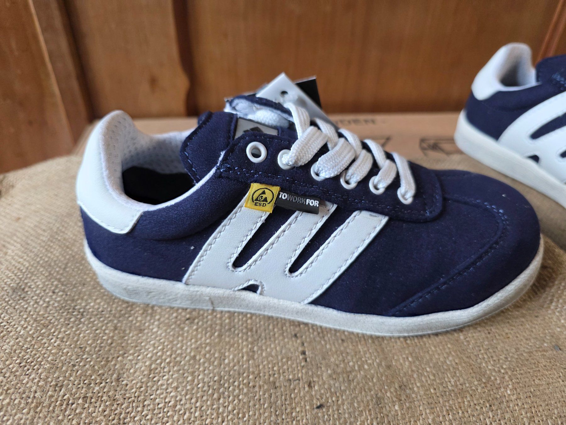 Scarpe da uomo: NEU: Sicherheits Schuhe Working Class Half Pipe Gr. 35 – Nuovo e nell'imballaggio originale da Walterswil BE venduto da Lonitti 5