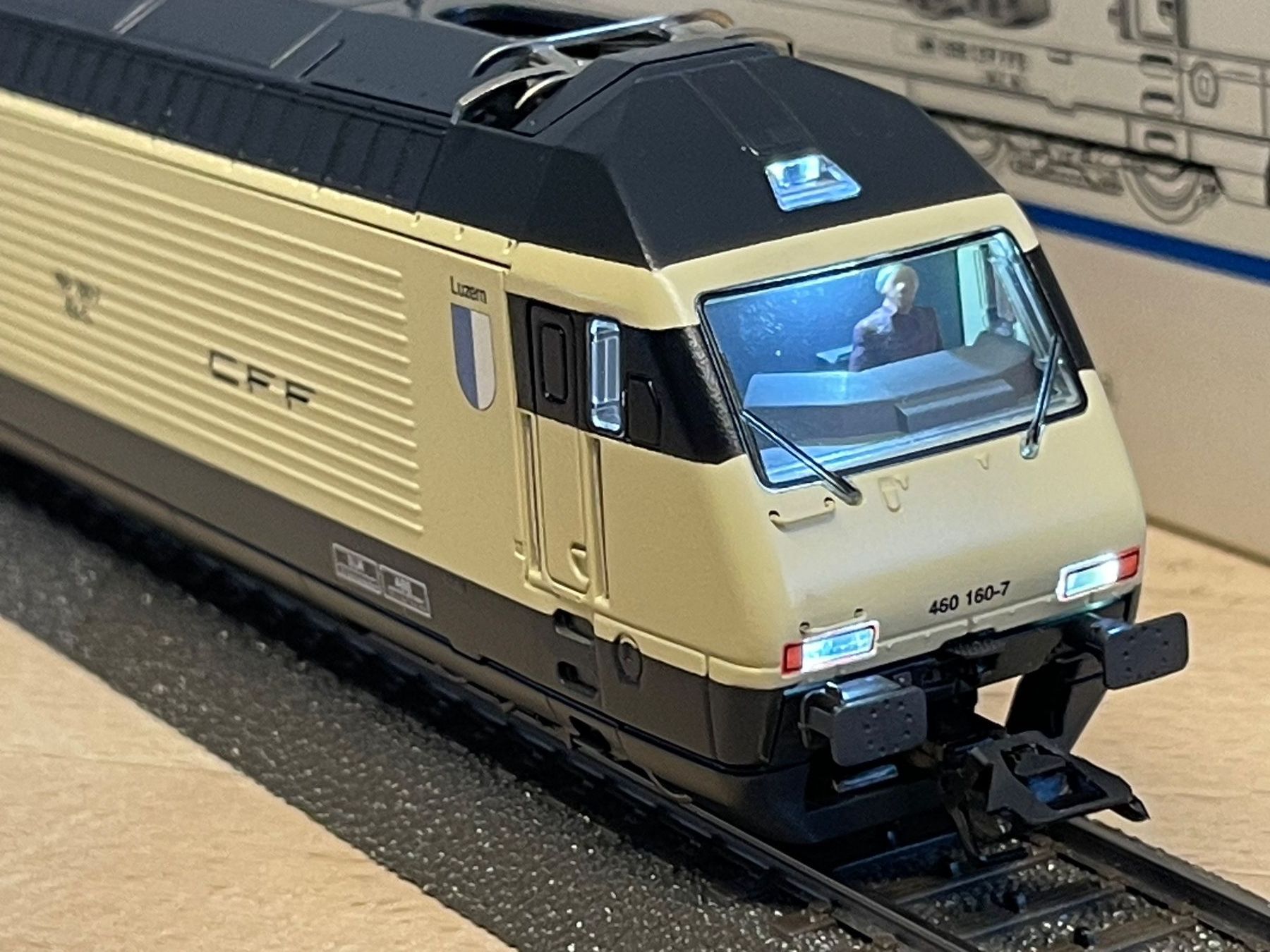 Märklin Modellini di ferrovie: Märklin Re 460 SBB Custom painted – Nuovo (secondo la descrizione) da Lützelflüh-Goldb venduto da overdose74 1