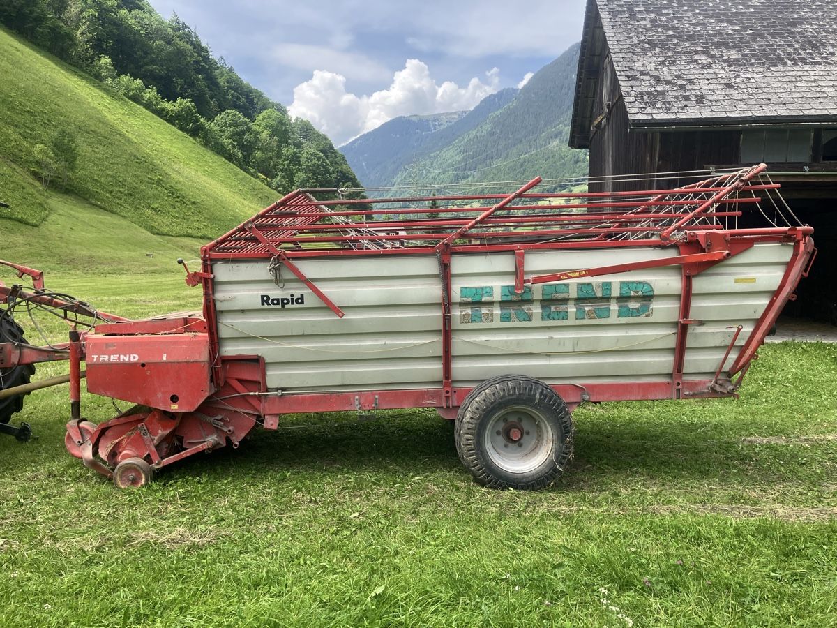Tutte le macchine: Ladewagen Pöttinger – Usato da Engi venduto da Kompakt4095