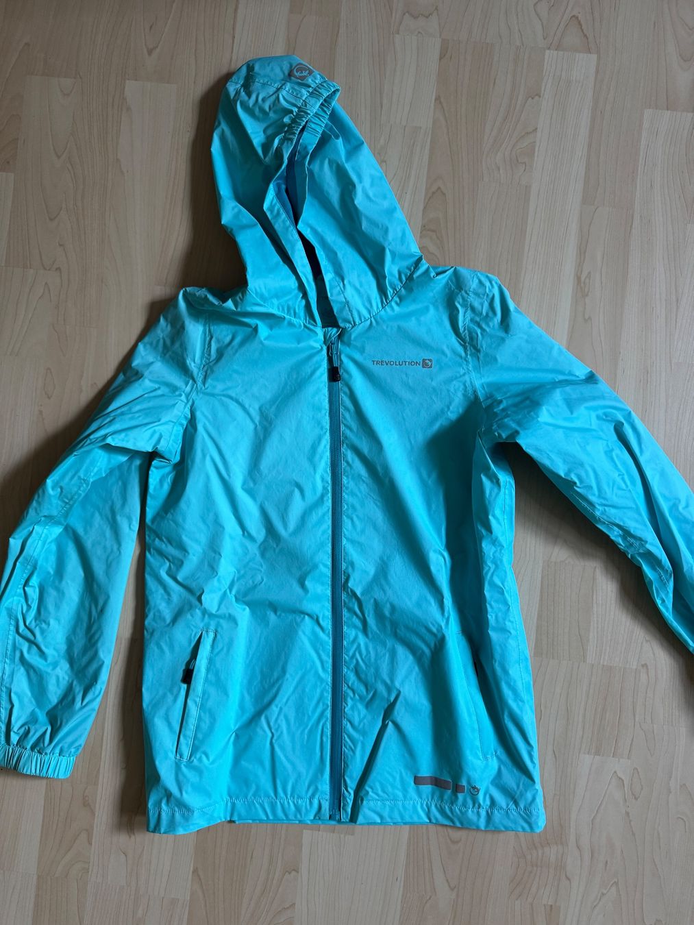 Giacche & Cappotti: Regenjacke Trevolution hellblau Grösse 164 – Usato da Bäriswil BE venduto da salatissimo