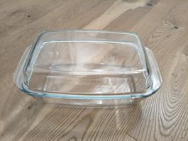 Feuerfeste Glas-Auflaufform mit Deckel 2-in-1 Set neuwertig