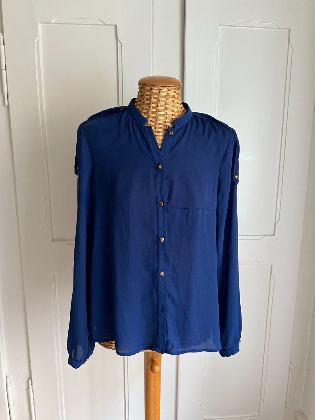 Zara Blusen: ZARA - Bluse royalblau S – Gebraucht aus Zürich von Diazaio