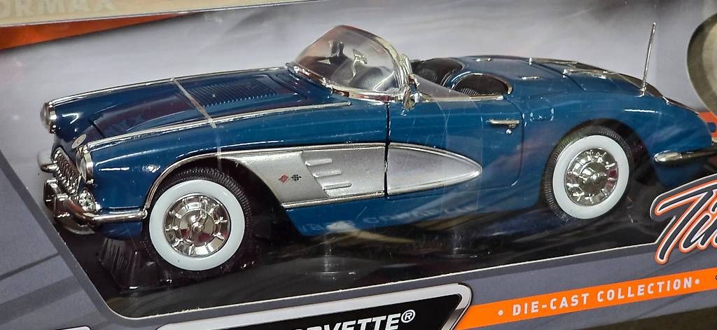 Chevrolet Modellini d'auto: Chevrolet Corvette 1955, 1:18, Motor Max – Usato da Rheinfelden venduto da jjschiavone 1