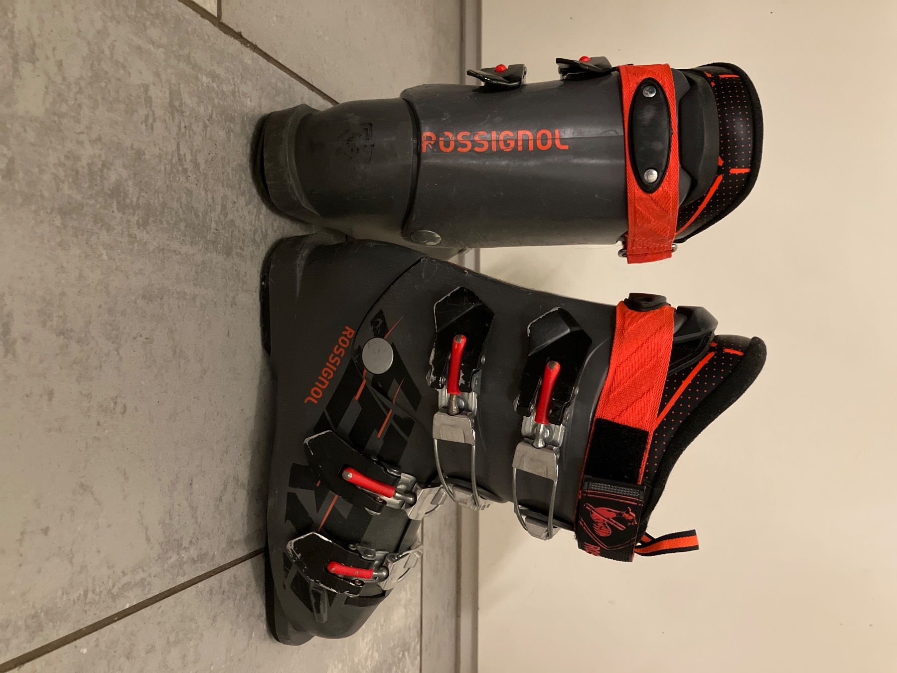 Rossignol Scarpe per ragazzi: Skischuh Rossignol Gr. 21.5 – Usato da Richterswil venduto da isa_sxj2 1