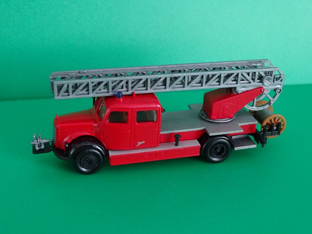Feuerwehr-Auto von Brekina 1/87