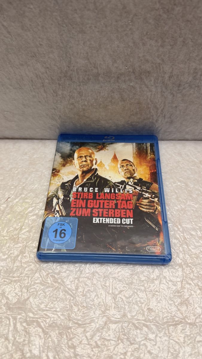 Tutti i DVDs: Bruce Willis - Stirb Langsam 5 - Blu-Ray – Usato da Rotkreuz venduto da perlengott