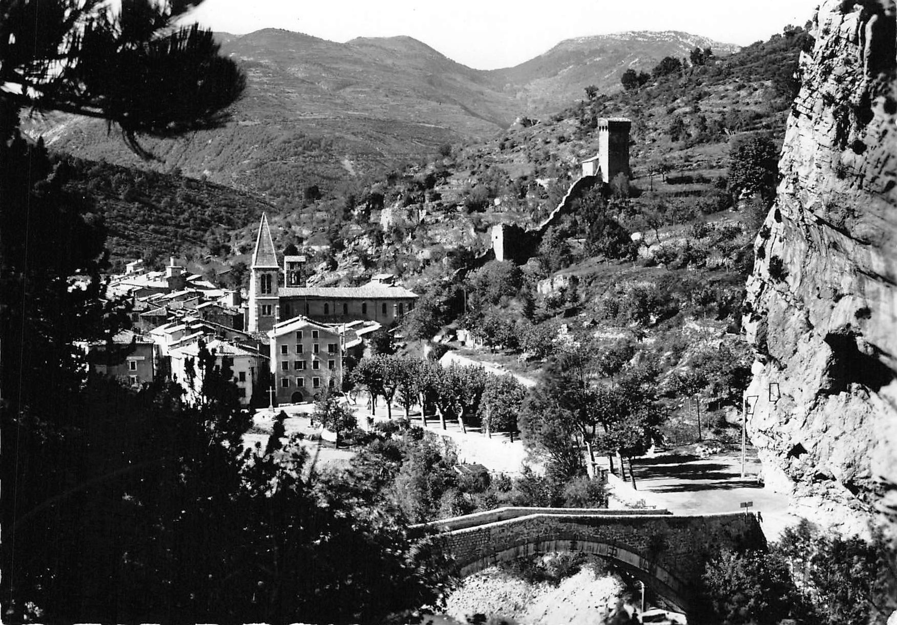 Ansichtskarten: 3x Castellane – Gebraucht aus Ottikon b.Kemptth. von Neptun1974 2