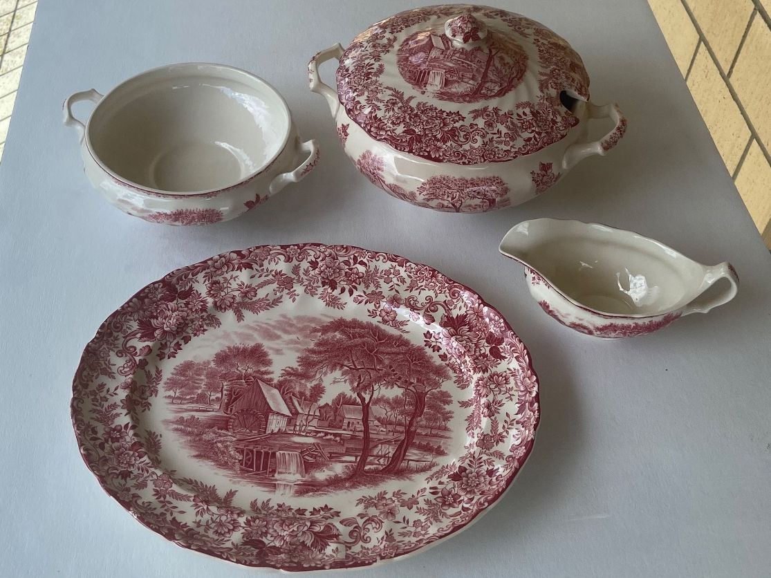 Johnson Brothers Services de table: Englisches Speisegeschirr, Johnson Bros Mill Stream – D'occasion à Lenzburg par han_bx8b