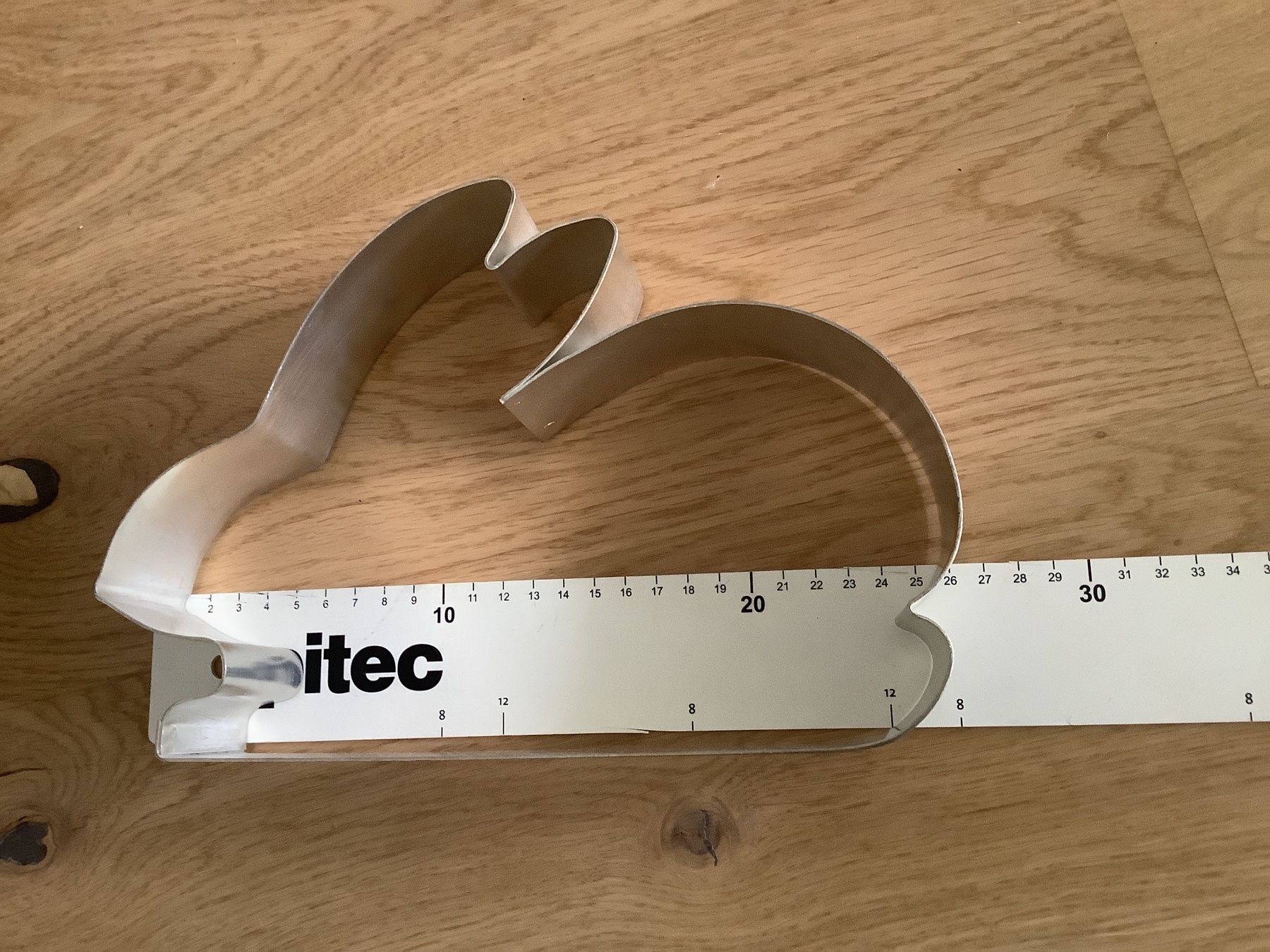 Teglie da forno: Riesige Guetzliform Hase – Usato da Oberengstringen venduto da Pepper6 1