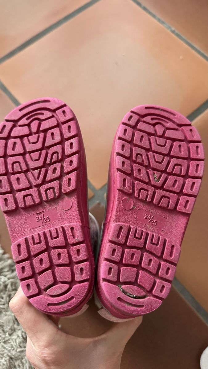 Schuhe für Mädchen: Gummistiefel von Tchibo, Grösse 24/25. – Gebraucht aus Einigen von Inna_ 2