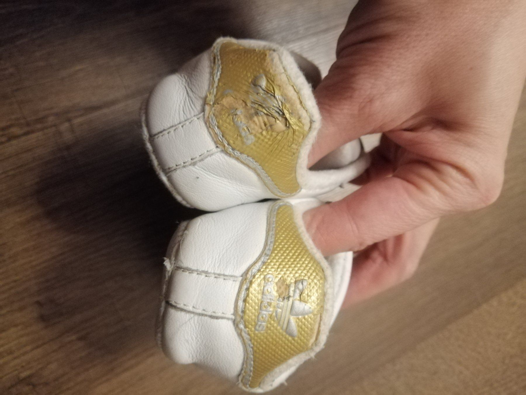 Adidas Scarpe per ragazzi: Krabbelschuhe Adidas, Gr. 18 – Usato da Hägendorf venduto da Madjid360 3