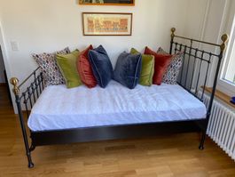 Elegantes Metallbett „Sandhurst“ inklusive Matratze