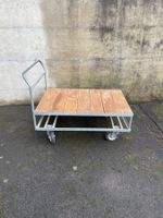Robuster Rollwagen - Ideal für Umzug und Transport!