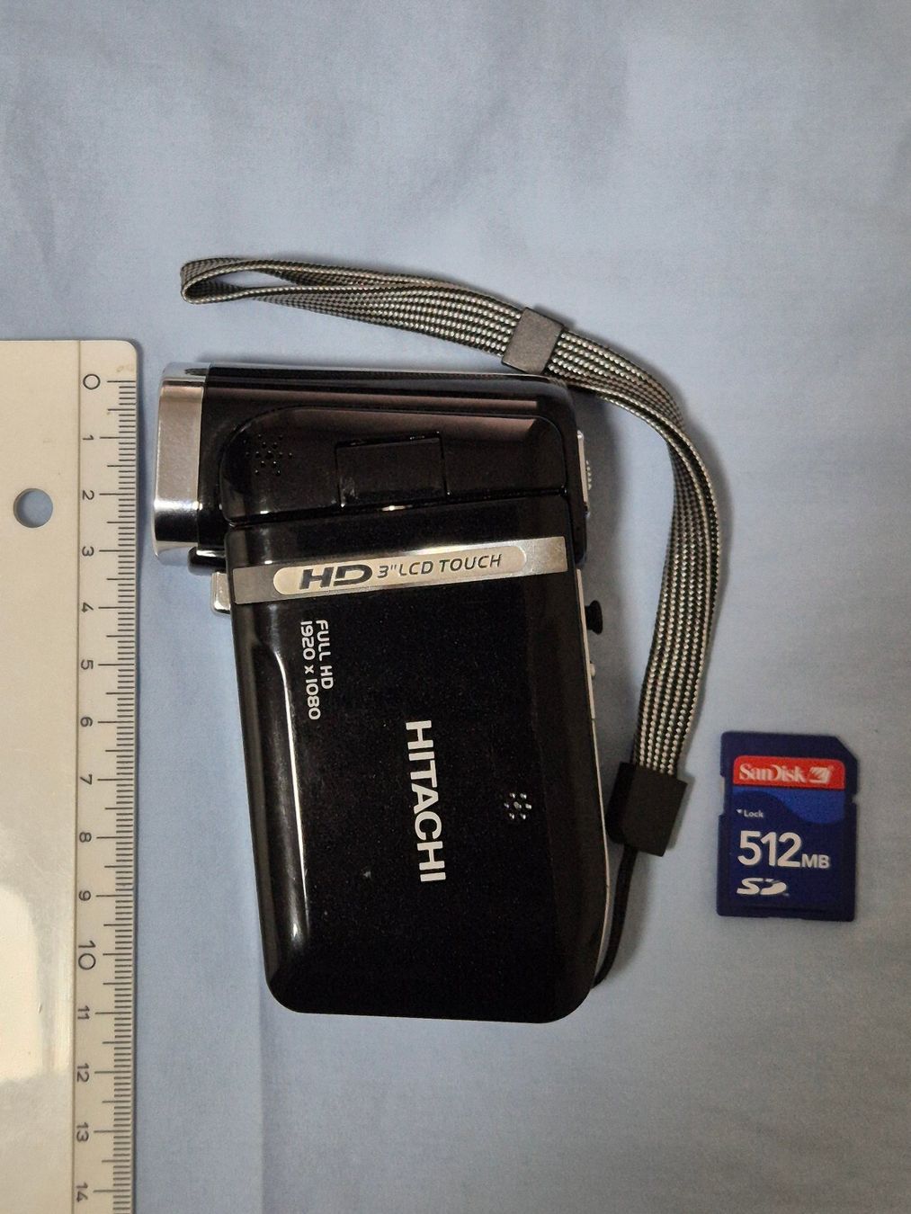 Hitachi Camcorder: Caméscope Full HD Hitachi DZ-HV575E - Pack Complet – Gebraucht aus Petit-Lancy von millo5928 1