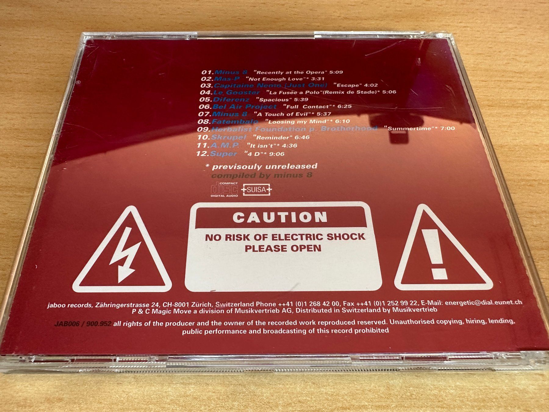 CD: Minus 8 – Play – Usato da Rikon im Tösstal venduto da Alpenmutz 1