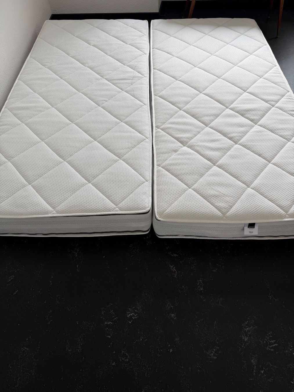Letti: Doppelbett 180/200 mit 2 Matratzen – Usato da Steckborn venduto da Sar12 6